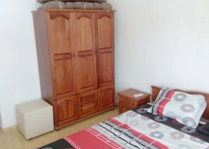 아파트 Bravo 5 Sunny